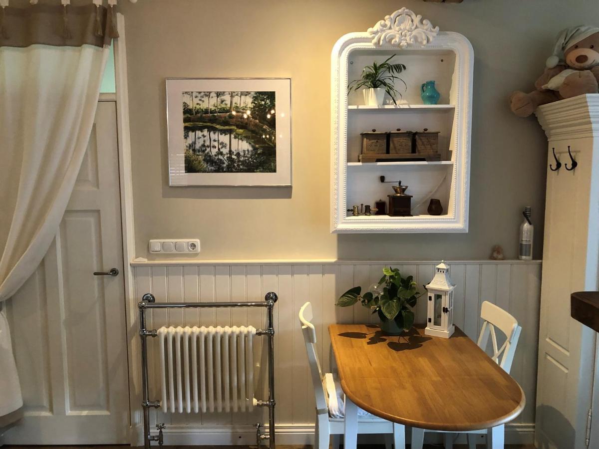 블리즈먼 Bnb Onder De Blauwe Hemel B&B 외부 사진